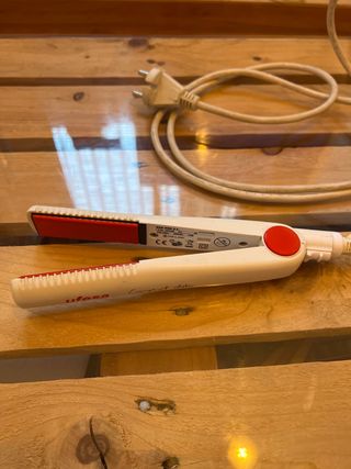 Plancha tenacilla pelo viaje Ufesa Compact Styler