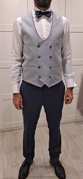 Traje novio ceremonia 