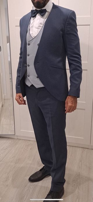 Traje novio ceremonia 
