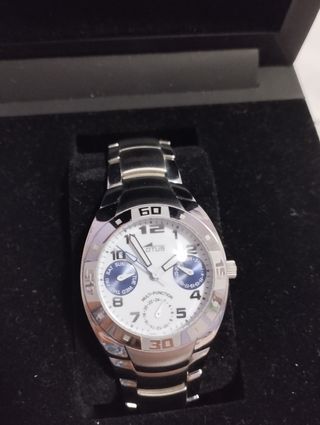 Reloj LOTUS 