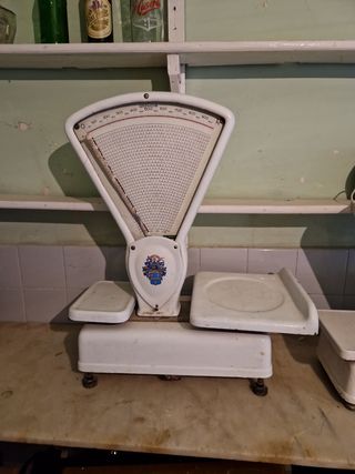 Peso antiguo dos bandejas