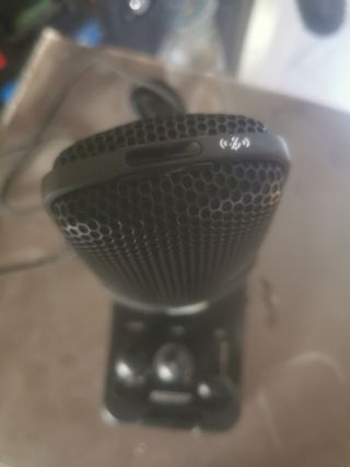 ROCCAT - Micrófono de transmisión de antorcha