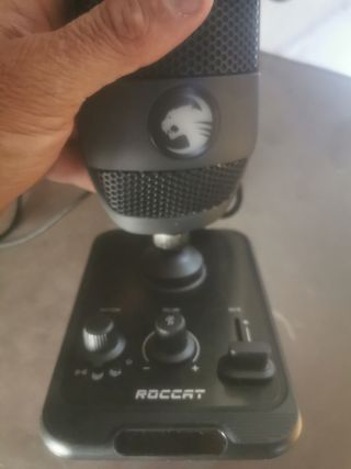 ROCCAT - Micrófono de transmisión de antorcha