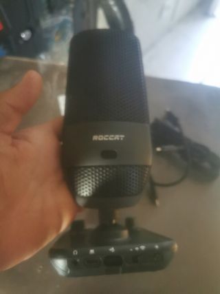 ROCCAT - Micrófono de transmisión de antorcha