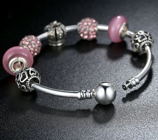 Pulsera europea rígida con charms y Cristal Murano