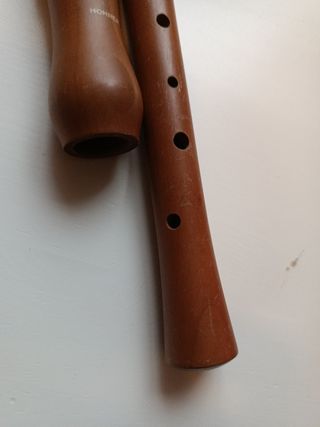 Flauta Hohner madera peral digitación alemana. 