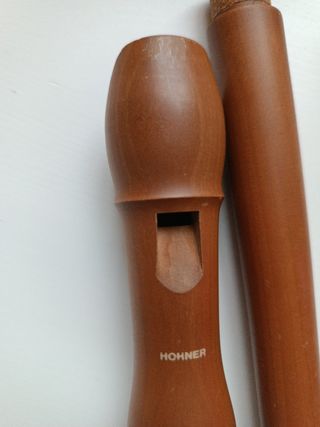 Flauta Hohner madera peral digitación alemana. 
