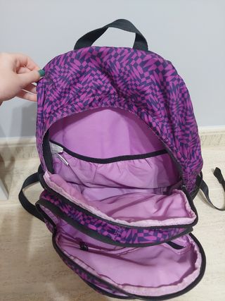 Mochila escolar nike morada