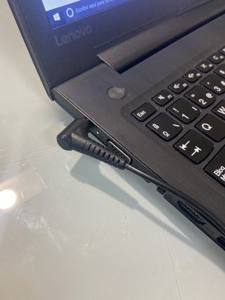 Portatil Lenovo Ideapad310-15IKB - ver descripción