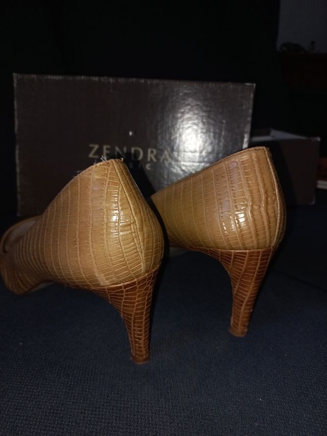 Tacones zendra beis talla 41