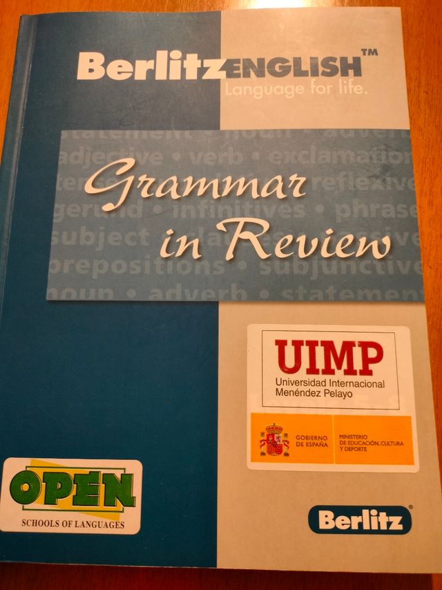 Berlitzenglish Grammar in Review