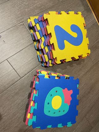 SUELO INFANTIL DE 32x32 cm. 65 piezas