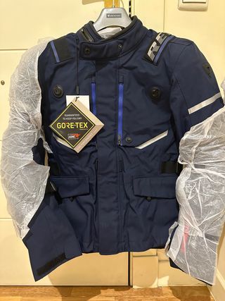 Revit vertical GTX chaqueta moto