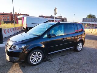 Volkswagen Touran 2011
