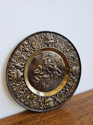 Piatto decorativo in bronzo