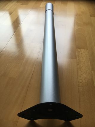 Pata para muebles regulable