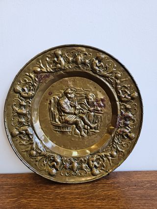 Piatto decorativo in bronzo