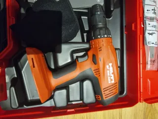 Hilti taladro bateria