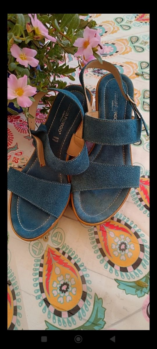 Sandali in vera pella