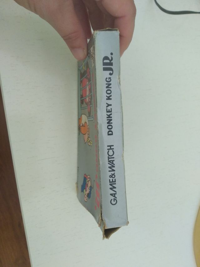 Caja Donkey Kong Jr.