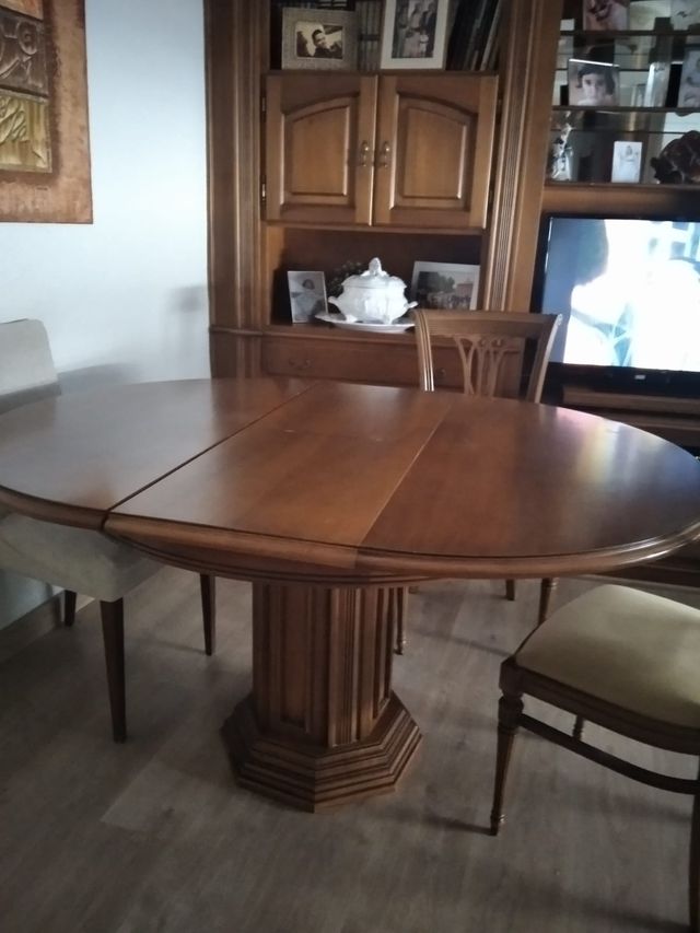 Mesa de Comedor y 6 Sillas