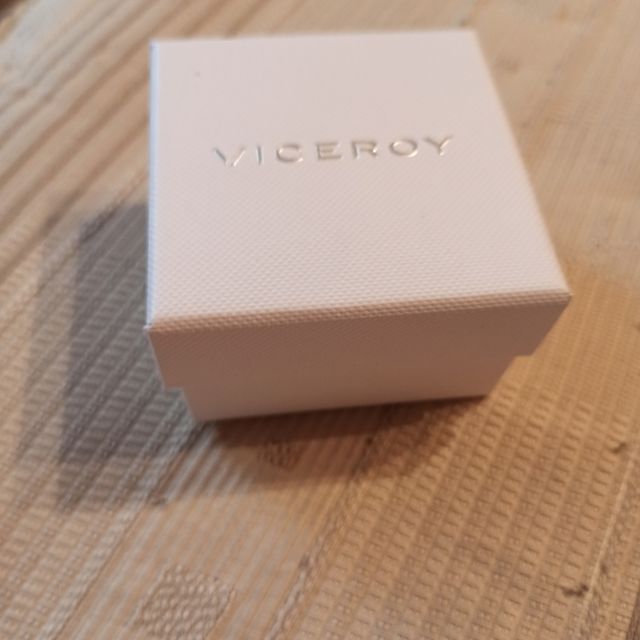 pendientes Viceroy sin estrenar