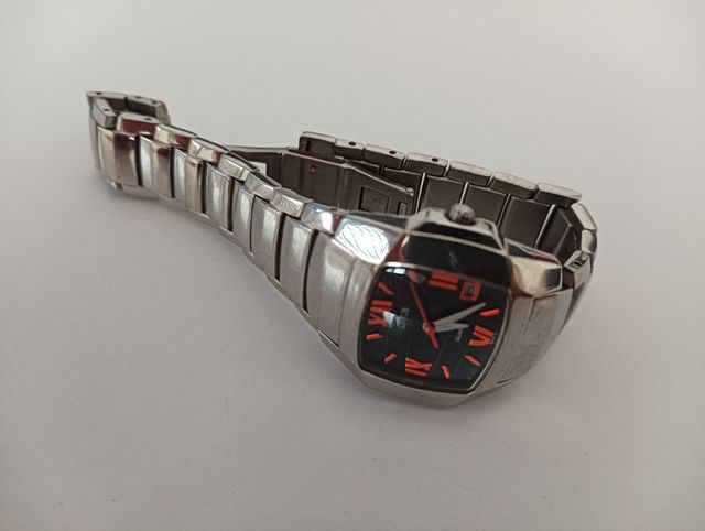 Reloj de pulsera LOTUS