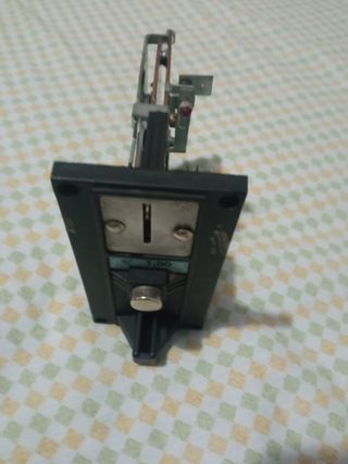 Monedero mecanico de 1€