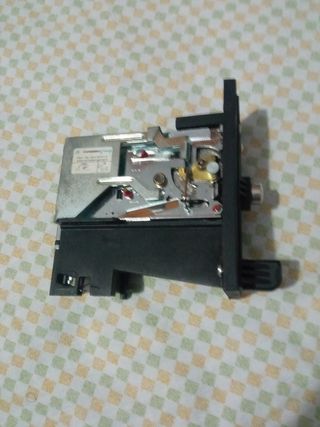 Monedero mecanico de 1€