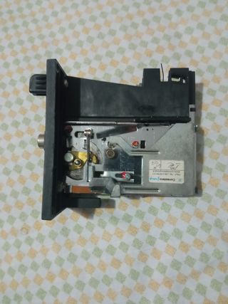 Monedero mecanico de 1€