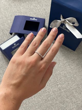 Anillo Swarovski NUEVO Talla L para regalo