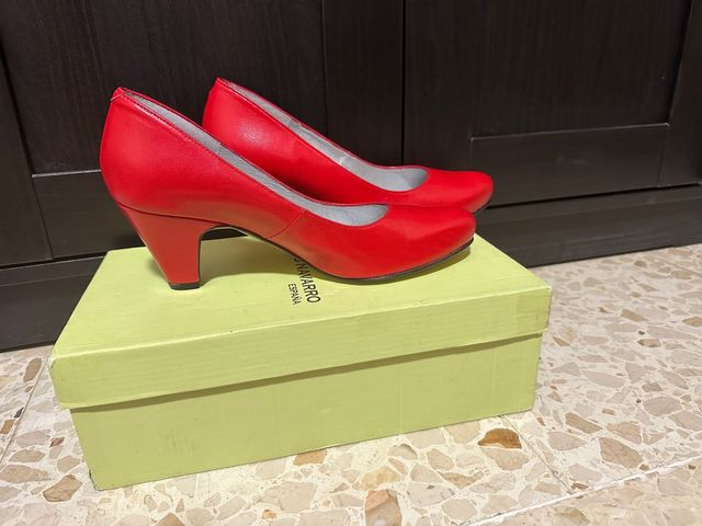 Zapatos salon rojos piel autentica