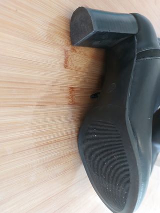 Botines tacón piel