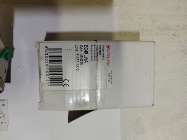 Amperímetro de panel