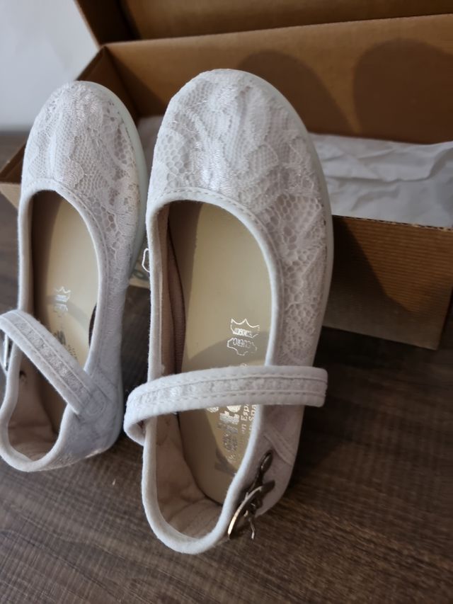 Zapatos niña boda Blancos Keitos Talla 25