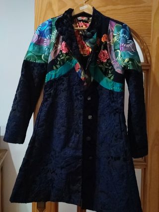 Chaquetón desigual tres cuartos