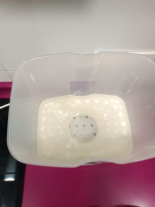 Esterilizador biberones marca Chicco