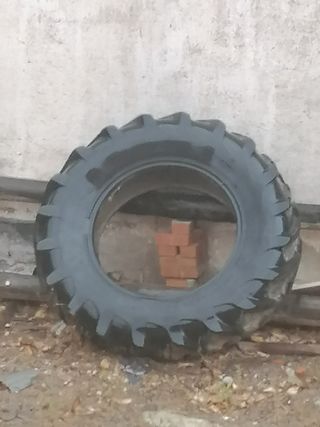 Rueda tractor