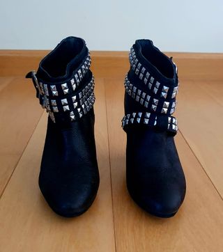 Botines tachuelas piel n°38
