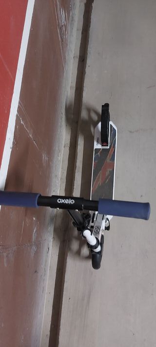 Patinete con manillar