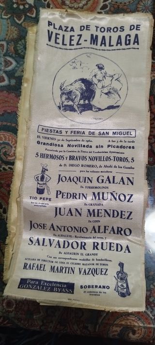 Carteles de toros antiguos en seda nat