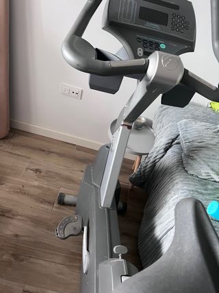 Bicicleta estatica lifefitness profesional 