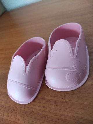Zapatos rosas de muñeca 