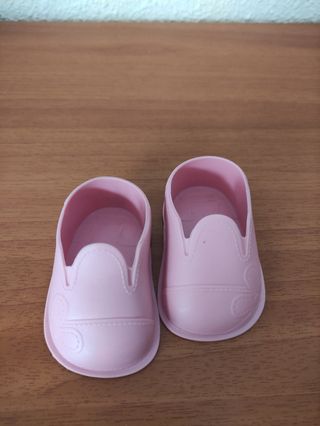Zapatos rosas de muñeca 