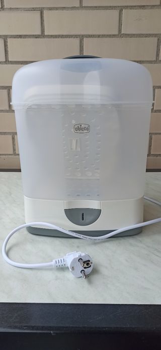 Esterilizador de biberones y chupetes