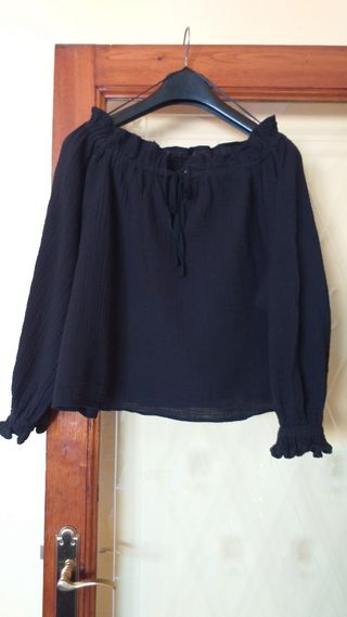 Blusa negra