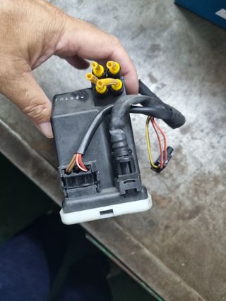 Bomba vacío mercedes 300