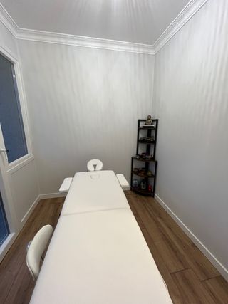 Reiki, Gemoterapia , Cuencos tibetanos .