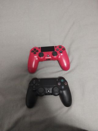 PS4 Slim 500gb + 2 mandos