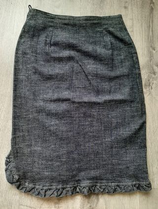 Falda vaquera elástica. Talla 40